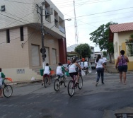 PC3ES  - CULMINÂNCIA DO PROJETO NA ESCOLA PROF ERNESTO NASCIMENTO COM PASSEATA NA RUA