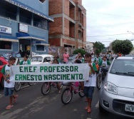 PC3ES  - CULMINÂNCIA DO PROJETO NA ESCOLA PROF ERNESTO NASCIMENTO COM PASSEATA NA RUA