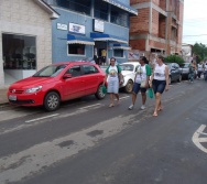 PC3ES  - CULMINÂNCIA DO PROJETO NA ESCOLA PROF ERNESTO NASCIMENTO COM PASSEATA NA RUA