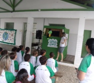 PC3ES  - CULMINÂNCIA DO PROJETO NA ESCOLA PROF ERNESTO NASCIMENTO COM PASSEATA NA RUA