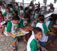 PC3ES  - CULMINÂNCIA DO PROJETO NA ESCOLA PROF ERNESTO NASCIMENTO COM PASSEATA NA RUA