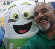 SUPER SUSTENTÁVEL CHEGA EM FUNDÃO E RECEPCIONA AS CRIANÇAS DA EMEF PROF ERNESTO NASCIMENTO