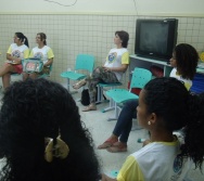 CAPRI - CMEI CORA CORALINA - APRESENTAÇÃO DA PROJETO CONTANDO HISTÓRIA COLORINDO VIDAS