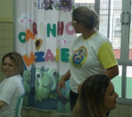 CAPRI - CMEI CORA CORALINA - APRESENTAÇÃO DA PROJETO CONTANDO HISTÓRIA COLORINDO VIDAS