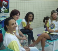 CAPRI - CMEI CORA CORALINA - APRESENTAÇÃO DA PROJETO CONTANDO HISTÓRIA COLORINDO VIDAS