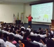PALESTRA TODOS CONTRA O  BULLYING NO SENAC - 300 ADOLESCENTES CAPACITADOS