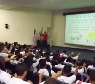 PALESTRA TODOS CONTRA O  BULLYING NO SENAC - 300 ADOLESCENTES CAPACITADOS