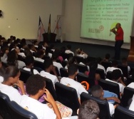 PALESTRA TODOS CONTRA O  BULLYING NO SENAC - 300 ADOLESCENTES CAPACITADOS