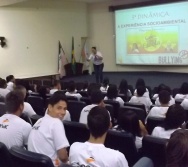 PALESTRA TODOS CONTRA O  BULLYING NO SENAC - 300 ADOLESCENTES CAPACITADOS