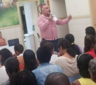 PALESTRA PARA PAIS SOBRE EDUCAÇÃO HUMANISTA DE VALORES NA ESCOLA E EM CASA