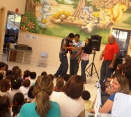  ETAPA COOPERAR do Projeto Colorir hoje no CMEI INTEGRACAO - SERRA - ES.