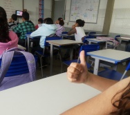 1ª etapa do Projeto Cuida de Mim - Enfrentamento ao Bullying - EEEFM MARINGÁ