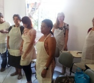 VESTIÇÃO DOS CONTADORES DE HISTÓRIA - CURSO CONTANDO HISTÓRIA COLORINDO VIDAS