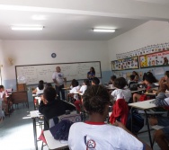 ATIVIDADE CONTANDO HISTÓRIAS COLORINDO VIDAS - ALUNOS DA ESCOLA LUDOVICO PAVONI - VITÓRIA