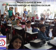 ATIVIDADE CONTANDO HISTÓRIAS COLORINDO VIDAS - ALUNOS DA ESCOLA LUDOVICO PAVONI - VITÓRIA
