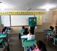 NA TRILHA DOS VALORES - VESPERTINO- EMEF AMÉRICO GUIMARÃES