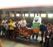 NA TRILHA DOS VALORES - 1ª ETAPA: VIVENCIAR - EEEF MANOEL PASCHOAL E EMEF ANTÔNIO V. REZENDE