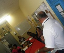 CAPRI DE PROFESSORES NA EMEF ANTONIO V. REZENDE - DISCIPLINA COLORIDA