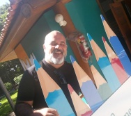 Visita a sala de projetos sociais da Vale