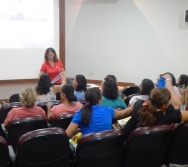 CURSO CONTAÇÃO DE HISTÓRIA NA SEMANA DO LIVRO INFANTIL - PARQUE BOTÂNICO DA VALE.