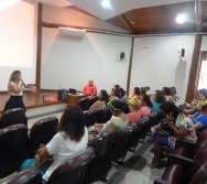 CURSO CONTAÇÃO DE HISTÓRIA NA SEMANA DO LIVRO INFANTIL - PARQUE BOTÂNICO DA VALE.