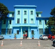 ENCONTRO DOS AUTORES DO LIVRO BULLYING COM ALUNOS DO COLÉGIO MARISTA.