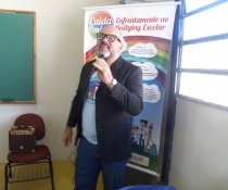 CASOS DE ESCOLA - CUIDA DE MIM - ENFRENTAMENTO AO BULLYING ESCOLAR - UMEF DARCY RIBEIRO