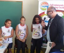 CASOS DE ESCOLA - CUIDA DE MIM - ENFRENTAMENTO AO BULLYING ESCOLAR - UMEF DARCY RIBEIRO