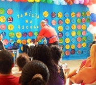 FAMÍLIA NA ESCOLA - CMEI Mª AMÉLIA - P. CARAPEBUS