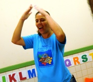 SENSIBILIZAÇÃO COM CRIANÇAS DE 3,4 E 5 ANOS APLICAÇÃO DO PROJETO COLORIR