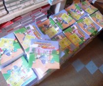 ENTREGA DOS LIVROS A TURMA DO COLORIDO EM: TODOS CONTRA AS DROGAS!