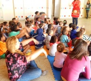 CONTANDO HISTÓRIAS NO CMEI MARIA AMÉLIA - PRAIA DE CARAPEBUS - SERRA.