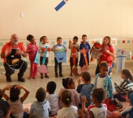 CONTANDO HISTÓRIAS NO CMEI MARIA AMÉLIA - PRAIA DE CARAPEBUS - SERRA.