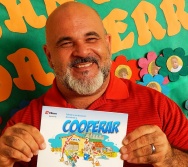 PROJETO COLORIR NO CMEI DE PRAIA DE CARAPEBUS - SERRA