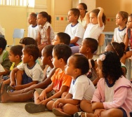 2ª ETAPA DO PROJETO COLORIR - CMEI CARAPEBUS