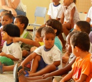 2ª ETAPA DO PROJETO COLORIR - CMEI CARAPEBUS