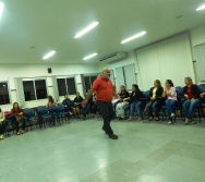 Oficina de Cont. de História com o 5º período de Pedagogia - Rede UNOPAR