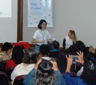 PROJETO VALE CUIDAR - OFICINA CONTAR HISTÓRIAS NA PRIMEIRA INFÂNCIA