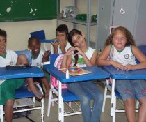 CASOS DE ESCOLA - CUIDA DE MIM - ENFRENTAMENTO AO BULLYING ESCOLAR - EMEF ANTÔNIO VIEIRA DE REZENDE