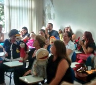 PROJETO CONTANDO HISTÓRIAS COLORINDO VIDAS