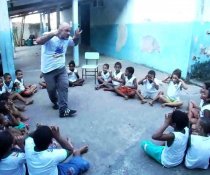 CONTAÇÃO DE HISTÓRIA NA EMEF ANTÔNIO VIEIRA DE REZENDE - SERRA