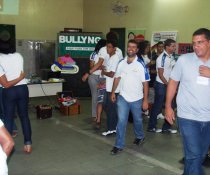 CURSO DE APRIMORAMENTO NO LAR SEMENTE DE AMOR - BULLYING O QUE FAZER COM ISTO? SUBSÍDIO PARA PROFESSORES.