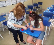 OFICINAS PARA PAIS NA EMEF ANTONIO VIEIRA DE REZENDE