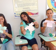 Curso Contando Histórias Colorindo Vidas - Turma 6