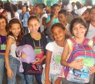 PROJETO NA TRILHA DOS VALORES - AULA DE CAMPO - PASSEIO DE TREM