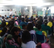 Projeto Vale nas Escolas - Palestra Limites e Afetividade - Escola de Pais