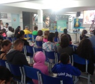 Projeto Vale nas Escolas - Palestra Limites e Afetividade - Escola de Pais