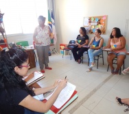 CURSO CONTANDO HISTÓRIAS COLORINDO VIDAS - RESGATE DA LUDICIDADE ATRAVÉS DAS HISTÓRIAS