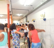 ESCOLA DE PAIS - PROJETO CUIDA DE MIM - BULLYING - BRINCADEIRA SEM LIMITES