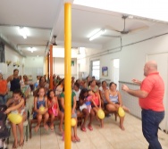 ESCOLA DE PAIS - PROJETO CUIDA DE MIM - BULLYING - BRINCADEIRA SEM LIMITES